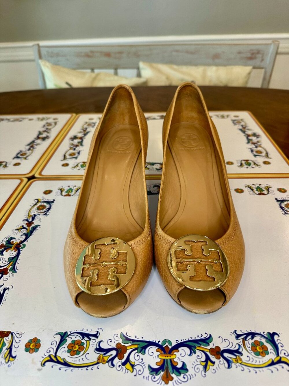 Tory Burch Sally peep-toe tan leather wedges - size 10
